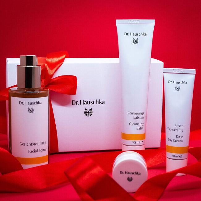 Dr. Hauschka Beautiful Face zestaw tonik odświeżający 100ml + krem na dzień 30ml + balsam oczyszczający 75ml + balsam do ust 4.5ml