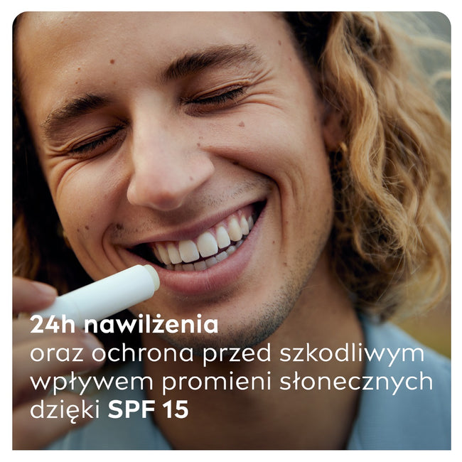 Nivea Men Active pielęgnująca pomadka do ust SPF15 4.8g